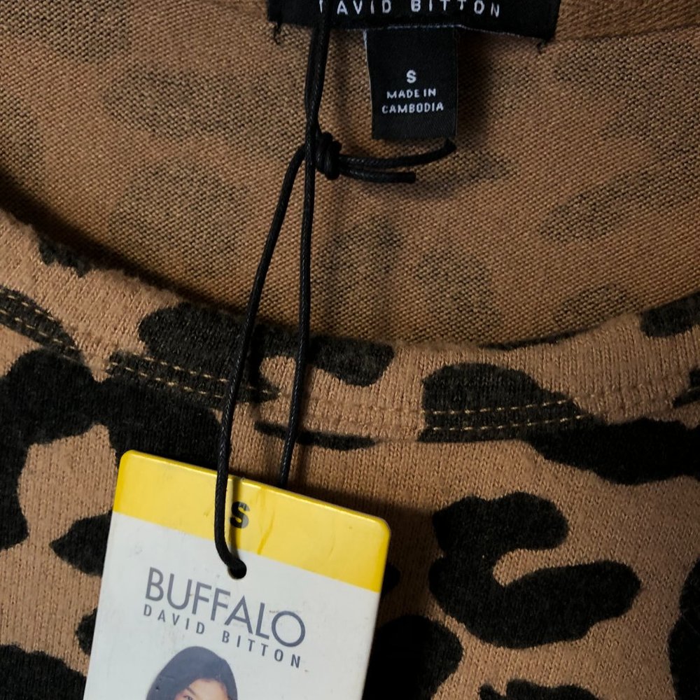 BUFFALO DAVID BITTON CHEETAH TOP - Picture 3 of 5